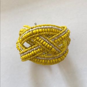 Beaded wire bracelet